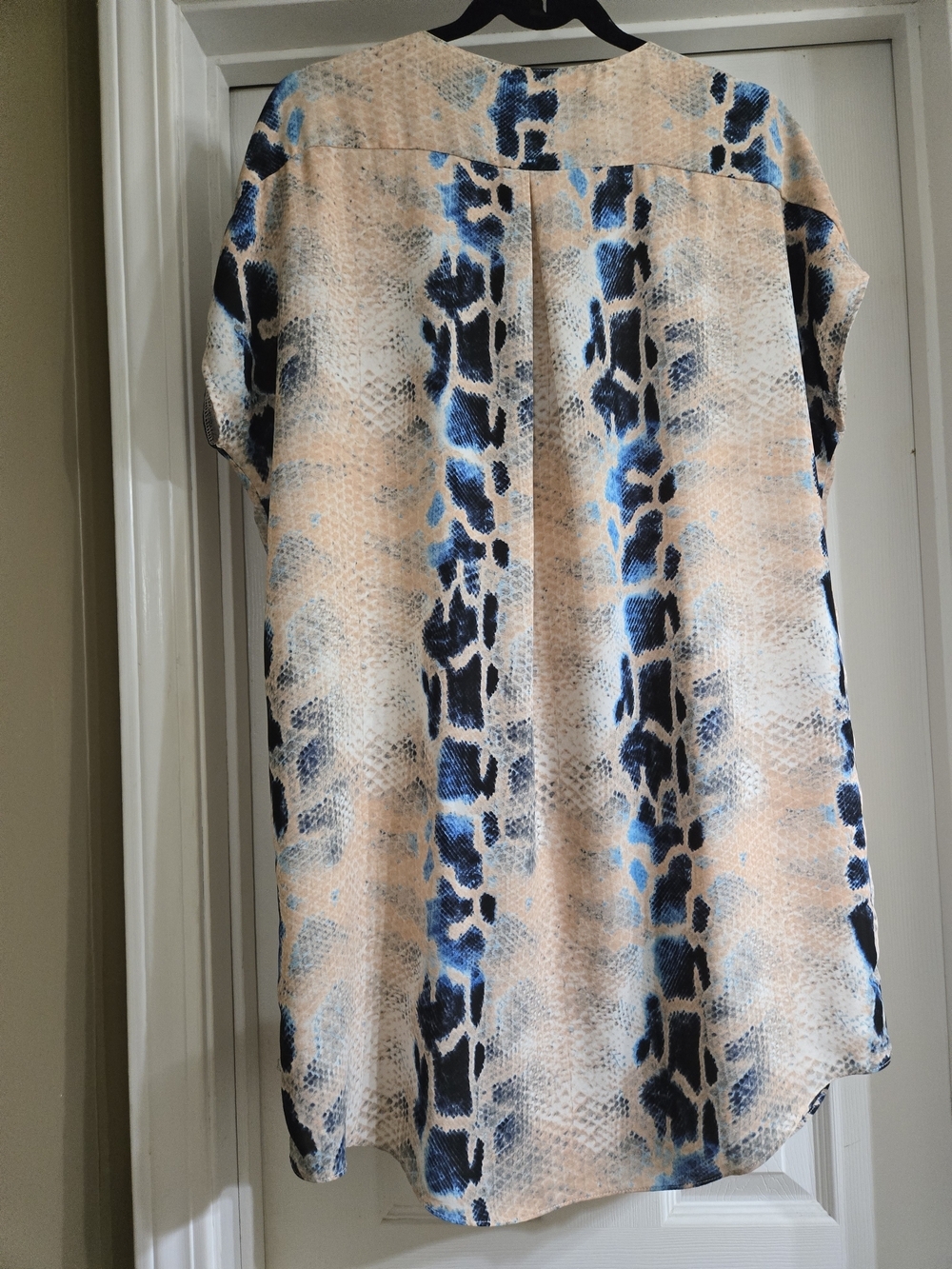 Buddy Love Peach Snake-Print Mini Dress with Blue and Black Accents Size Small - Picture 2 of 5